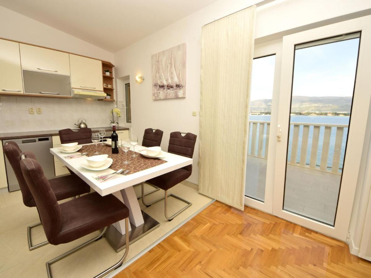 Apartment Mornar-2 By Interhome Трогир Экстерьер фото